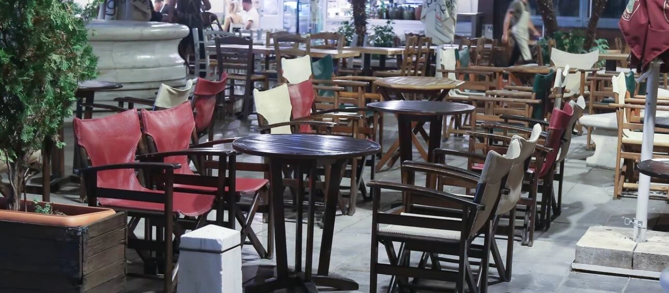 Εστιατόρια και μπαρ στην Αττική: Μέχρι πότε θα κλείνουν τα μεσάνυχτα
